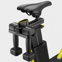 Вертикальный велотренажер TECHNOGYM Group Cycle Ride XL